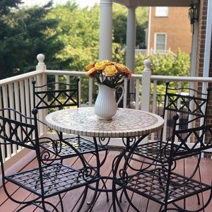 Meet your Posher, Iva